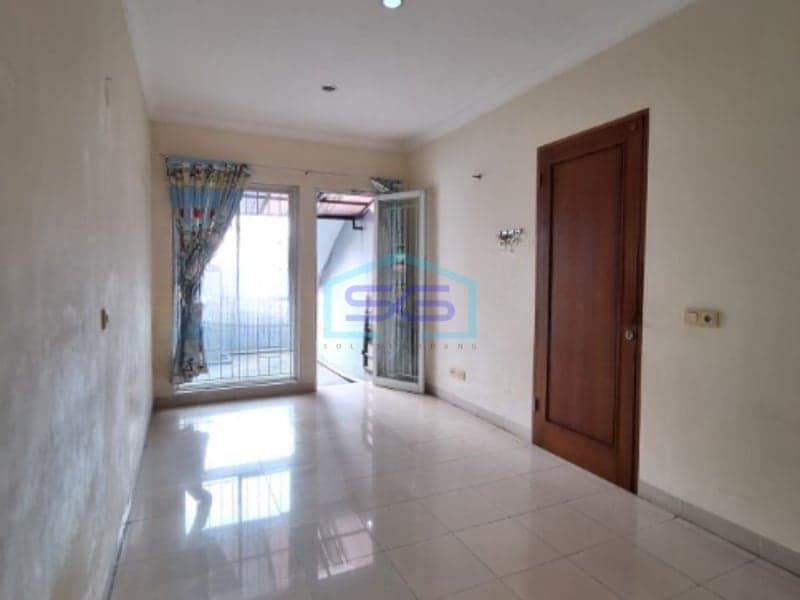 Dijual Ruko 3 Lantai Luas Bangunan 180 m² Lokasi di Kalideres Jakarta Barat