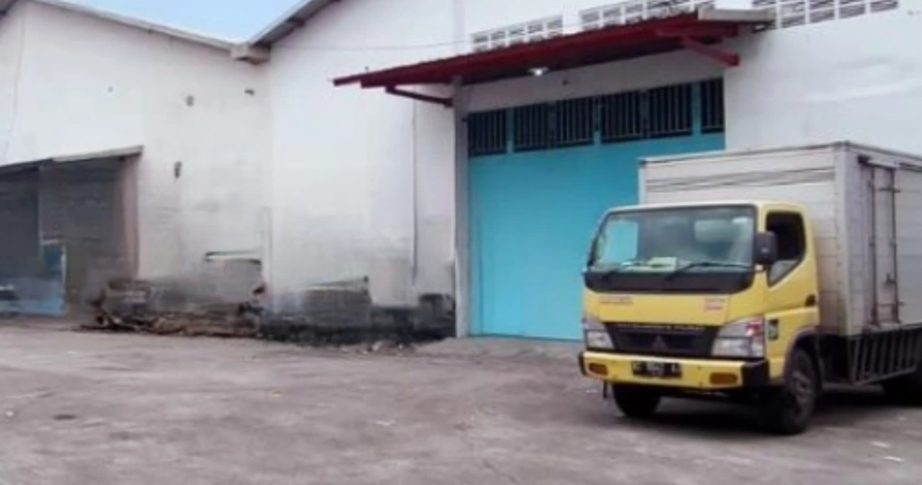 Disewakan Gudang Area Parkir Luas Lokasi di Ngasem Kediri Jawa Timur