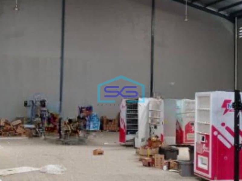 Disewakan Gudang Akses Container Lokasi Strategis Luas Tanah 800 m²
