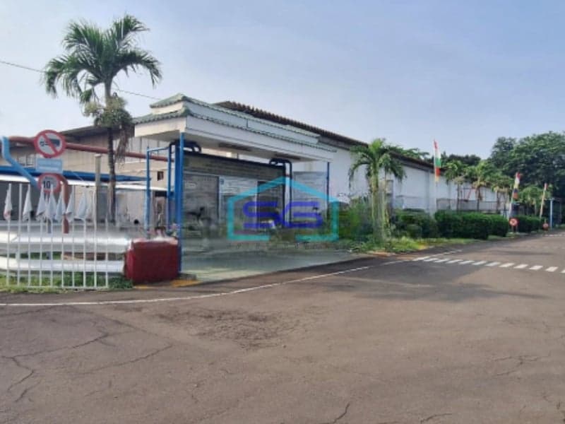 Disewakan Gudang Lokasi Strategis Di Ciracas Jakarta Timur Luas Bangunan 11700 m²