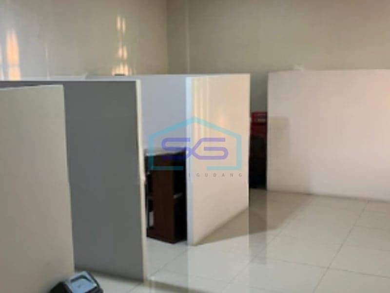 For Sale: Spacious Warehouse on 492 m² Land, Ready to Occupy in Cikupa Tangerang Banten