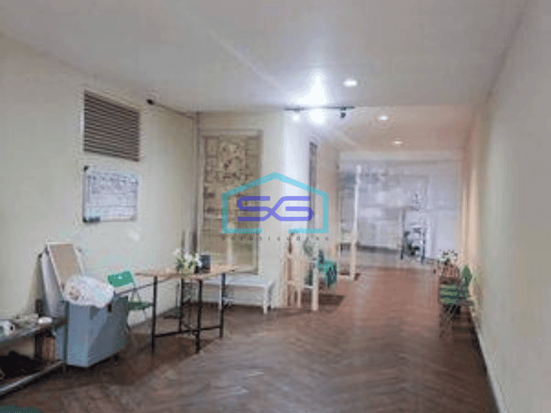 Disewakan Ruang Usaha Kantor Strategis siap pake Di mainroad Riau Bandung