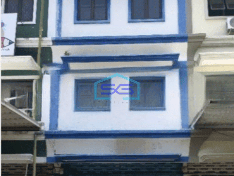 Disewakan Ruko 3 Lantai  Luas Bangunan 300 m² di Rungkut Surabaya