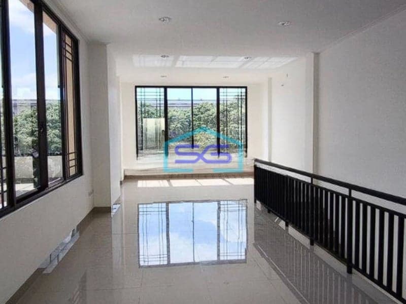 Disewakan Cepat Ruko Korean Town 3 Lantai Hoek, Green Lake City Tangerang