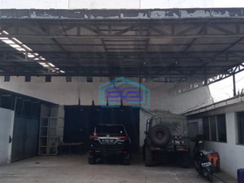Dijual Gudang di Srengseng Kembangan Jakarta Barat Sudah Renovasi SHM LT 544m2