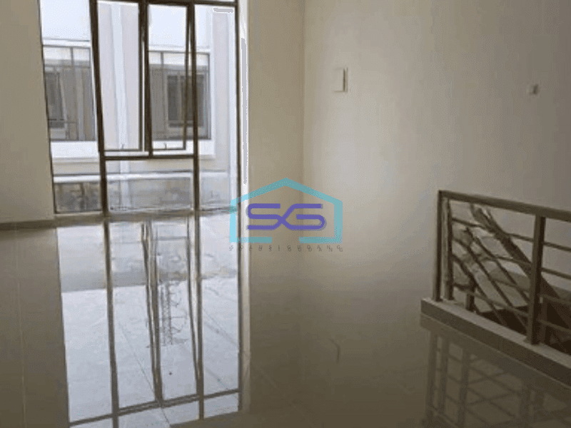 Disewakan Ruko 2 Lantai Lokasi Strategis di Gading Serpong Tangerang