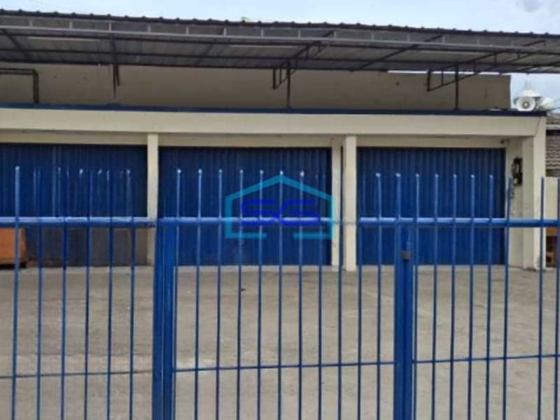Dijual Ruko Luas Bangunan  680 m² Lokasi Bebas Banjir di Karawaci Tangerang
