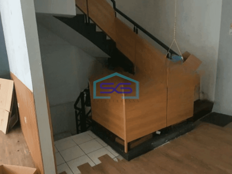 Disewakan Ruko Luas Bangunan  500 m² d Grogol Jakarta Barat