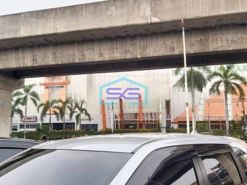 Disewakan Ruko di Boulevard Raya Lokasi Strategis di Kelapa Gading Jakarta Utara LB 180m2