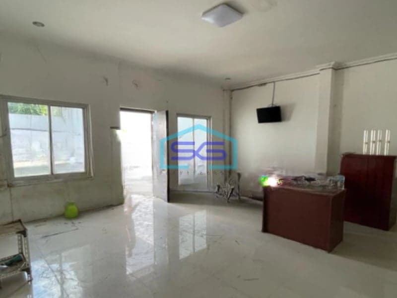 Disewakan Gudang Siap Pakai Luas Bangunan 800 m2 Lokasi Strategis di Semarang