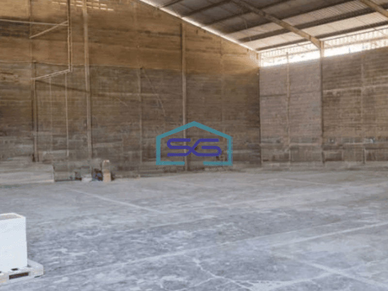 Dijual Cepat Gudang Luas Bangunan  1000 m² Lokasi Bebas Banjir di Pasuruan Jawa Timur