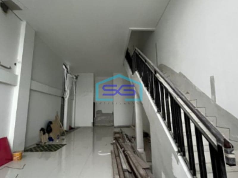 Disewakan Ruko Hoek Baru Siap Pakai Strategis High Ceiling Gading Serpong Tangerang LB 320m2