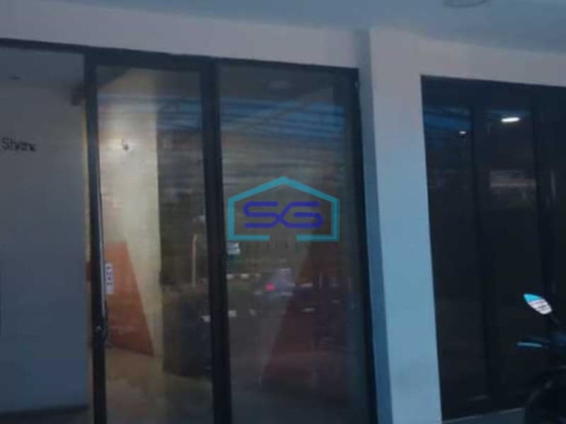 Disewakan Ruko Luas Tanah 200 m² Lokasi Bebas Banjir Siap Huni di Jakarta Utara