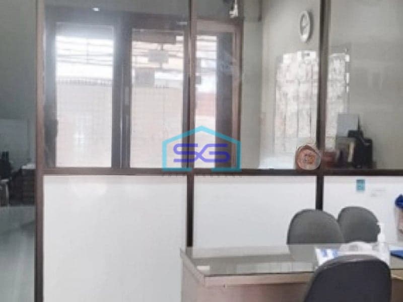 Dijual Ruko 4 Lantai Cocok Untuk Semua Usaha Lokasi Ramai di Tanjung Duren Jakarta Barat LB 260m2