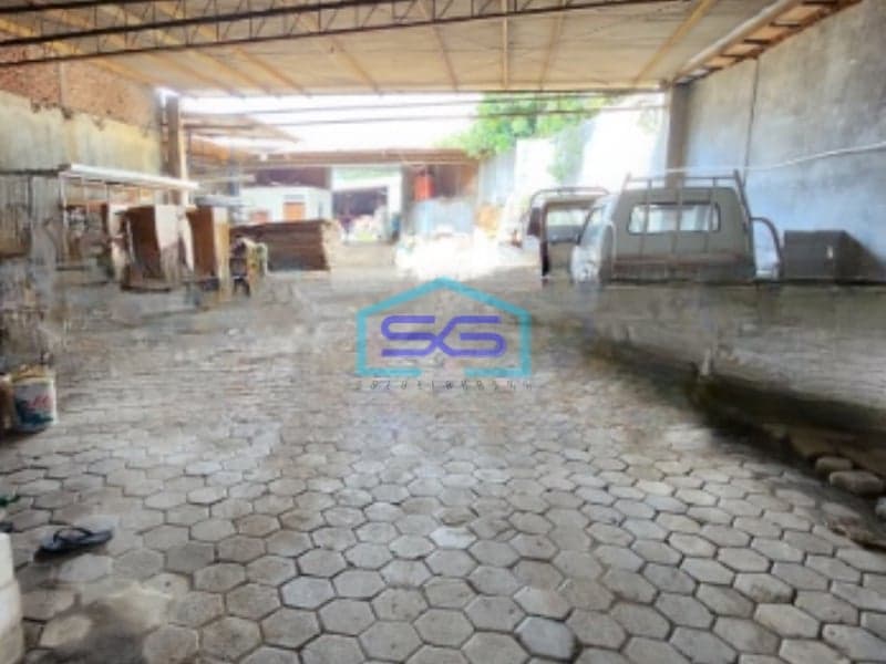 Dijual Ruang Usaha Luas Tanah  1536 m² Lokasi Strategis di Kedungmundu Semarang