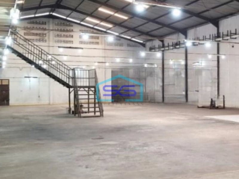 Dijual Gudang Siap Pakai Luas Tanah 2200 m²  Lokasi Kaligawe Semarang