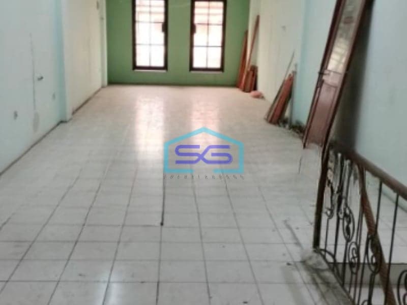 Disewakan Ruko Luas Bangunan 272 m² Lokasi Strategis di Muara Karang Jakarta Utara