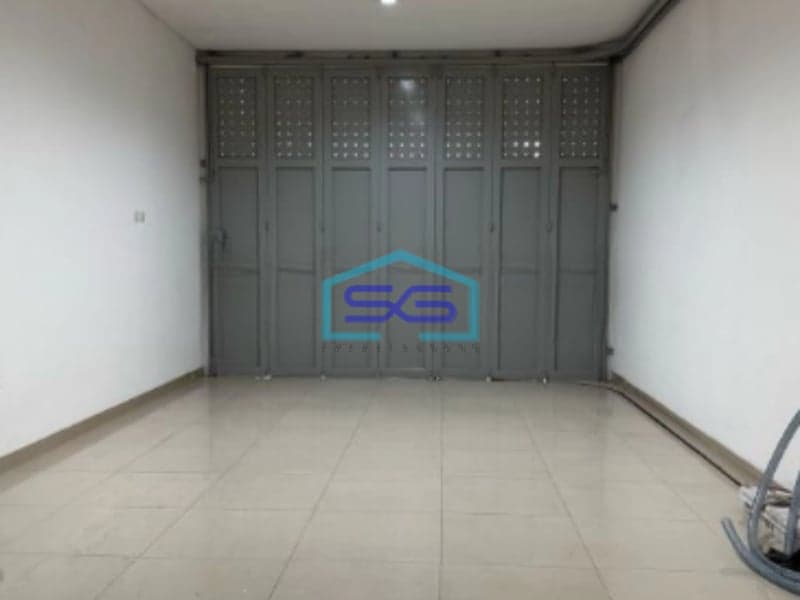 Dijual Ruko Siap Huni Lokasi Strategis di Balonggede Regol Bandung LB 120m2