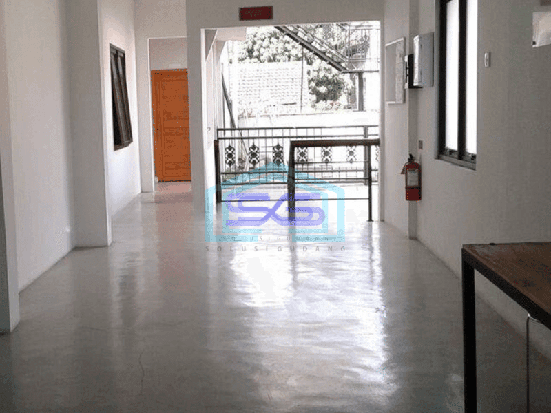 Disewakan Gedung Parkir Luas di Tengah Kota dekat Malioboro Cocok untuk Gudang