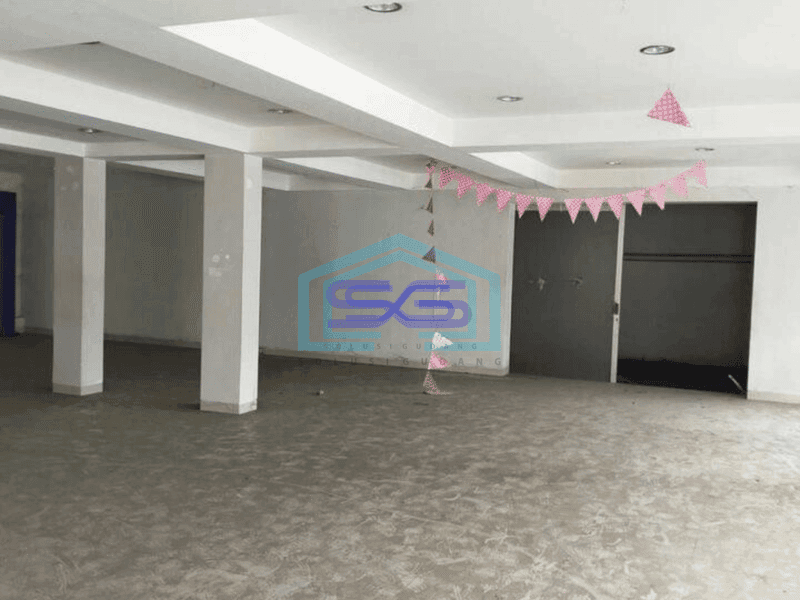 Disewa Ruko Ex. Showroom di Slipi Kebon Jeruk Jakarta Barat