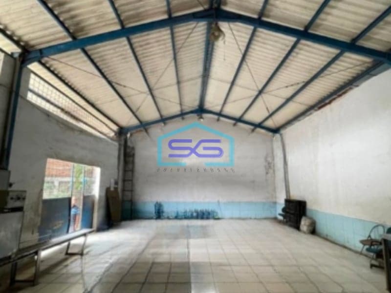 Dijual Termurah ! Gudang Pinggir Jalan Raya Di Legok Tangerang LT 935m2