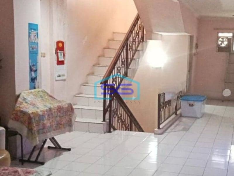 Dijual Ruko 3.5 Lantai di Taman Palem Jakarta Barat LT 90m2