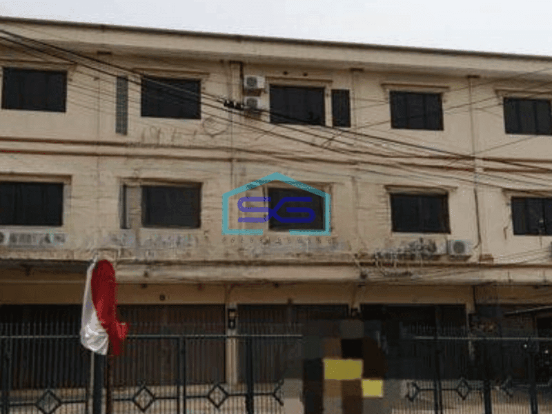 Disewakan Ruko Luas Bangunan  192 m² di Tomang Jakarta Barat 3 Lantai