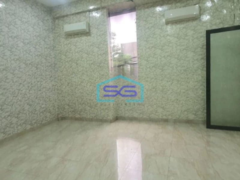 Disewakan Gudang Luas Bangunan 2500 m² Akses Container 40 Feet di Jakarta Barat