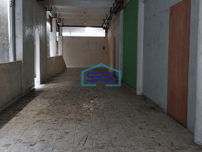 Disewakan Gedung Ruang Usaha 3 Lantai di Kerobokan Badung Bali LB 1000m2