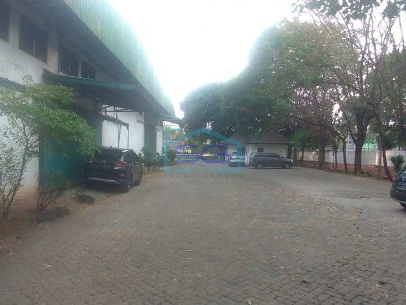 Dijual Harga NJOP Pabrik di Jalan Utama Kawasan Indsutri Cikarang Dekat MM2100 Cibitung