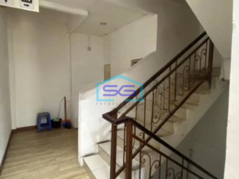 Dijual Ruko 3 Lantai Luas Bangunan  288 m² Lokasi Tanjung Duren Jakarta Barat