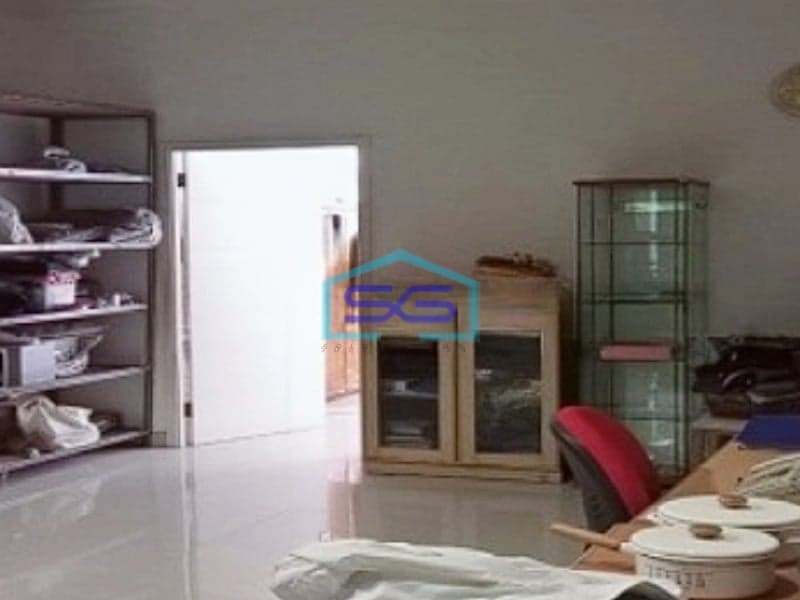 Dijual Ruko Semi Furnished Jalan Lebar di Green Ville Jakarta Barat LB 240m2
