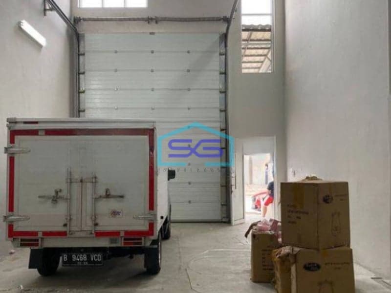 Disewakan Gudang The Store Green Lake City Jakarta Barat Akses Tol Karang Tengah Masuk Kontener