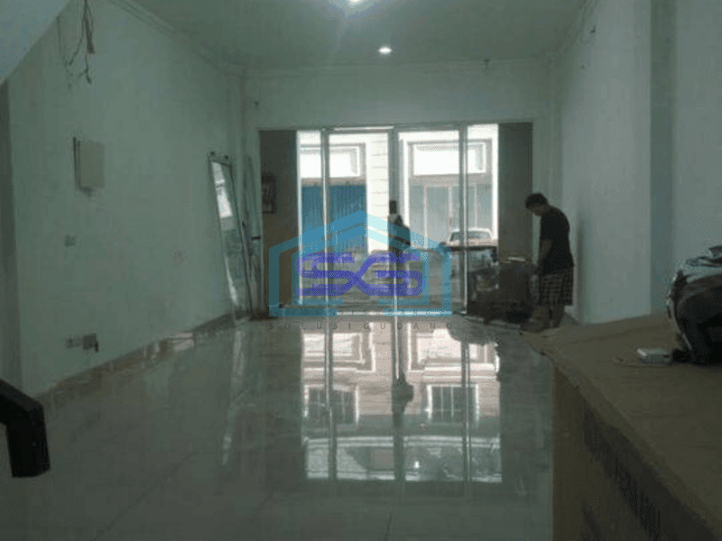 DISEWAKAN RUKO GREEN LAKE CITY