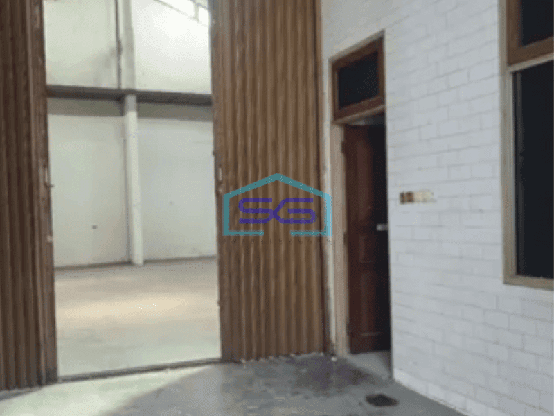 Disewakan Ruang Usaha Luas Bangunan 450 m² di Jatinegara Jakarta Timur