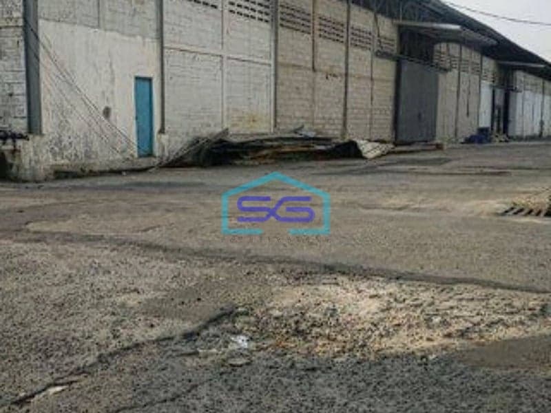 Disewakan Gudang Siap Pakai Lokasi Strategis Dekat Toll Masuk Container 40 feet Luas 720m2