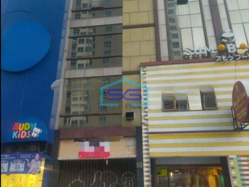 Disewakan Ruko Taman Palem 4 Lantai Pinggir Jalan Utama Jakarta Barat LB 150m2