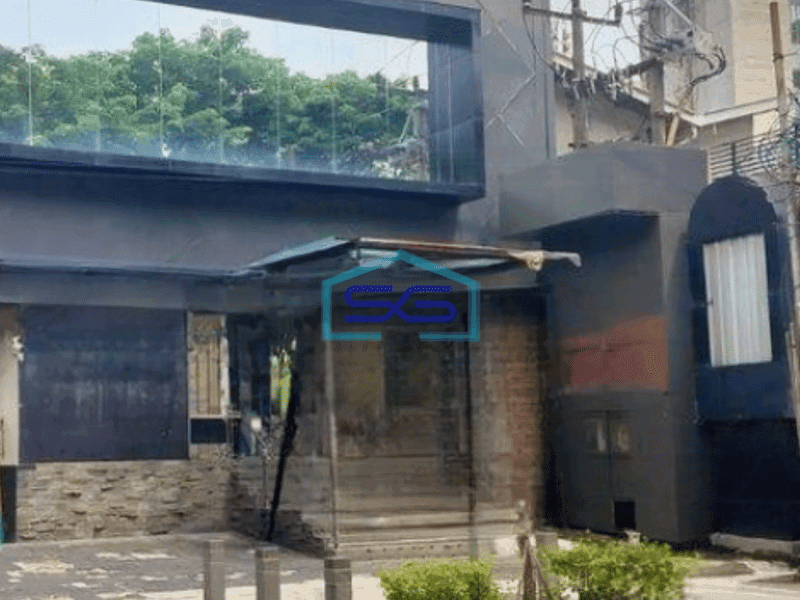 Disewakan Ruang Usaha di Kemang Jakarta Selatan Lokasi Strategis Luas Bangunan 1800 m²