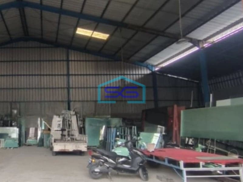 Disewakan Gudang Lokasi Strategis Luas Tanah 800 m² di Tangerang