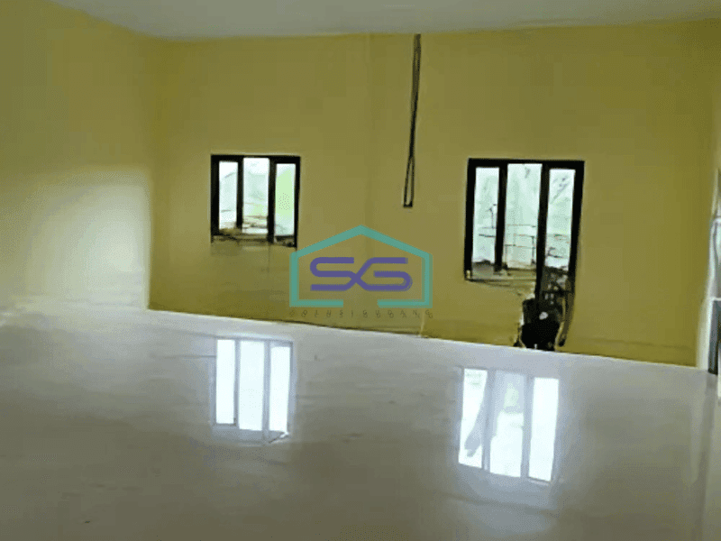 Dijual Gudang Siap Pakai Strategis Pinggir Jalan di Sentul Bogor LT 900m2