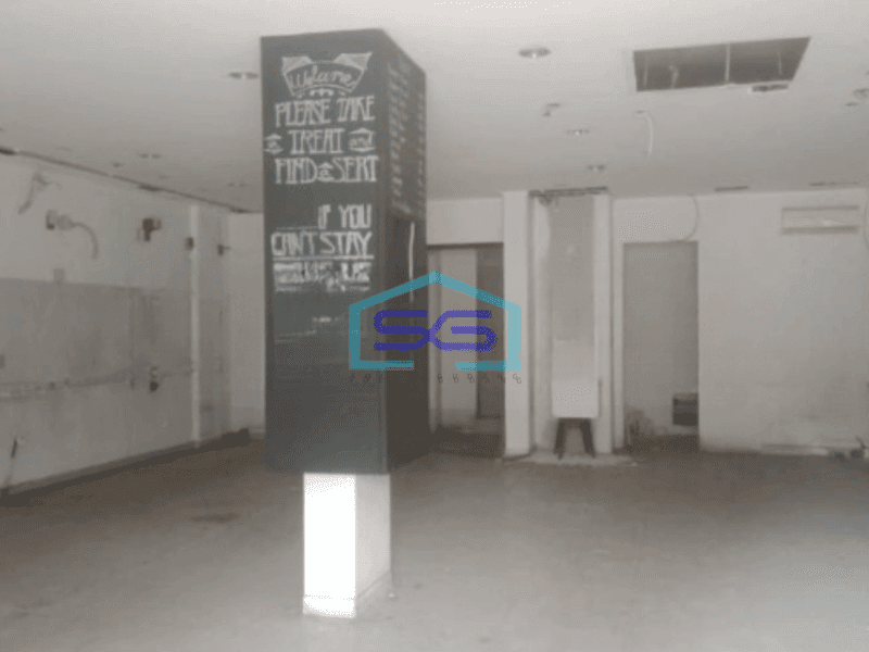 Disewakan Ruko 3 Lantai Luas Bangunan 423 m² di Tebet Jakarta Selatan
