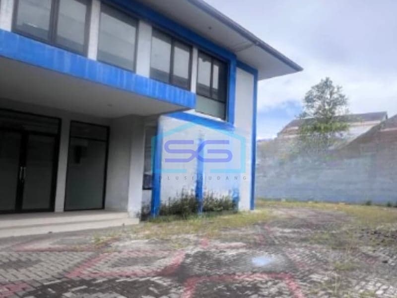 Dijual Kantor Luas Bangunan  1800 m² Lokasi Strategis di Bandung