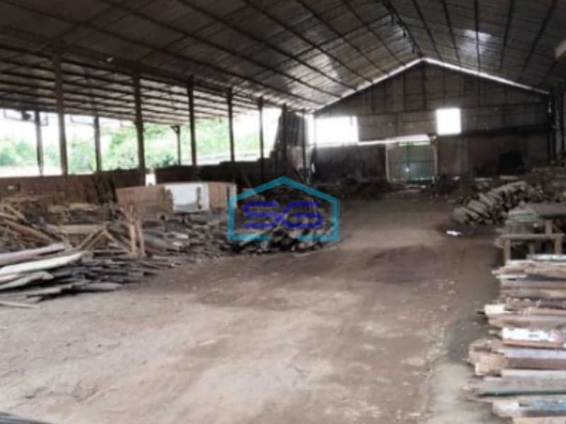 Disewakan Gudang Furniture Zona Industri Lokasi Jepara Jawa Tengah Luas Bangunan 5000m2