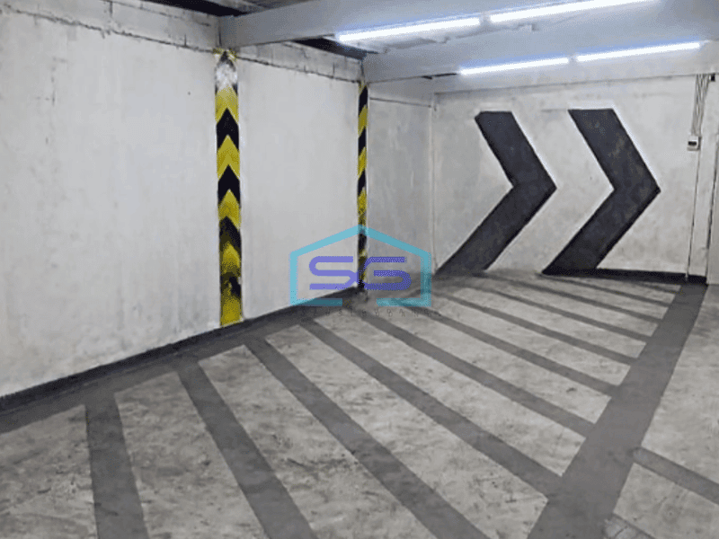 Disewakan Gudang Akses Container 40 Feet di Pantai Indah Kapuk Jakarta Utara Luas Tanah  200 m²