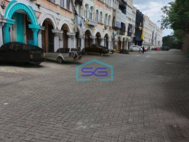 Dijual  Ruko Alicante Strategis Hadap Jalan Raya di Gading Serpong Tangerang