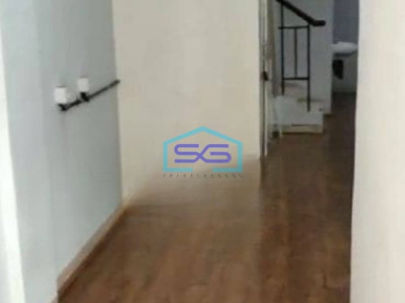 Disewakan  Ruko Siap Pakai di Golden Madrid Bsd City Tangerang Selatan