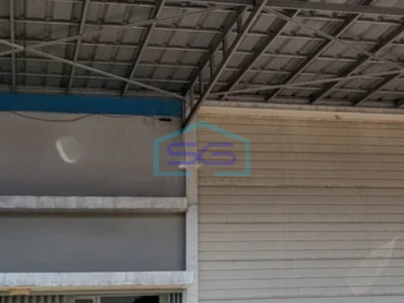 位于Daan Mogot Green Sedayu Bizpark的战略性仓库快速出售，土地面积180平方米