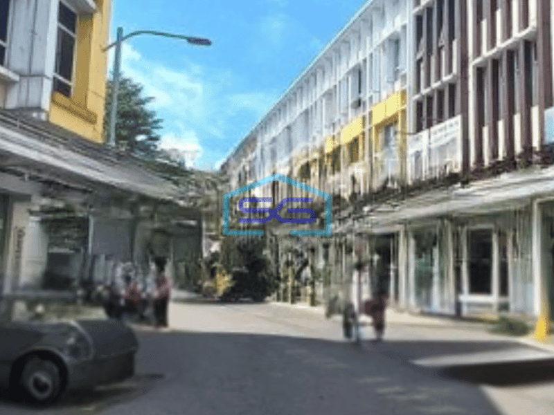 Dijual Ruko Bagus 3 Lantai Lokasi Sangat  Strategis di Summarecon Bekasi