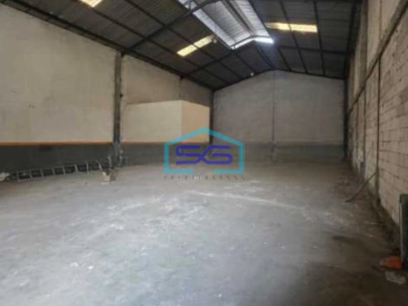 Dijual Gudang Akses Container Luas Tanah 384 m² Lokasi Sidoarjo Jawa Timur