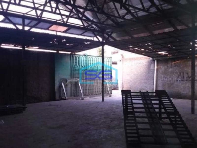 Dijual Cepat dan Murah Gudang Siap pakai Samping Harapan indah 1 Luas Bangunan  350 m²